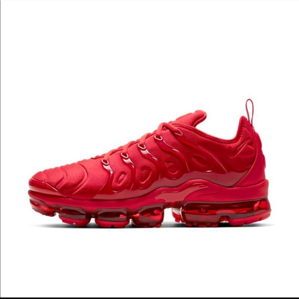 Men’s Nike Air VaporMax Plus (Triple Red) Size 13
